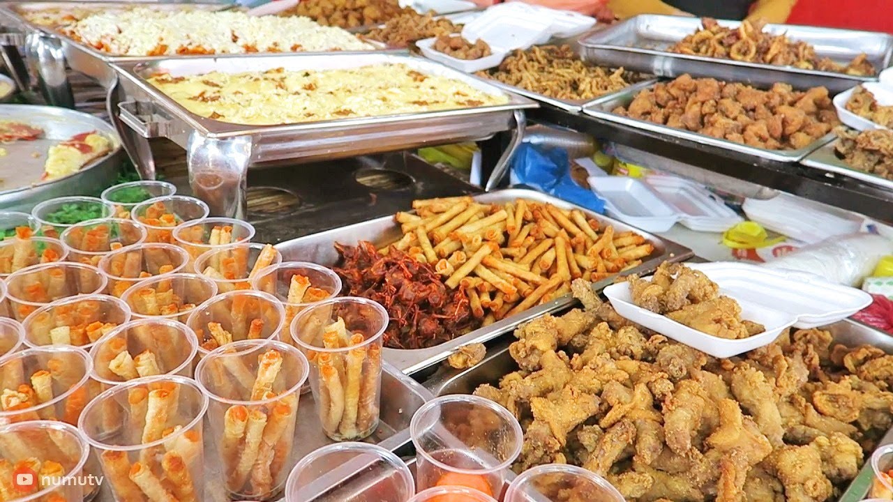 Philippines Street Food in ISABELA | LOTS of Street Food at Bambanti