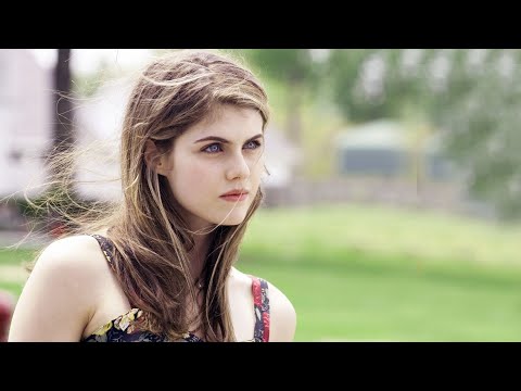 Vídeo: Alexandra Daddario: Biografia, Carreira E Vida Pessoal