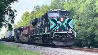 FEC 810 Leads FEC 210 Through St. Augustine, FL 8-22-26 