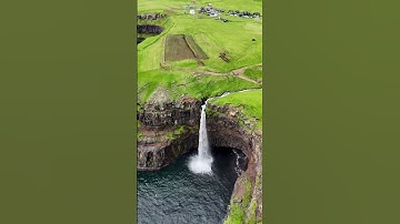 Faroe Islands – Múlafossur Waterfall | Famous Cliffside Cascade in Gásadalur Village 🌊
