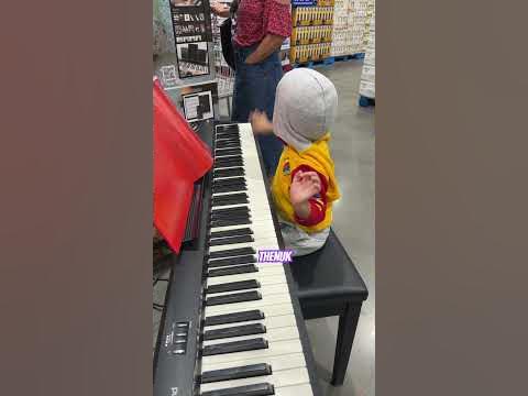 Did you ever seen world smallest piano player #piano #kids #child # ...