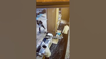 khiên chắn vô hình 😂