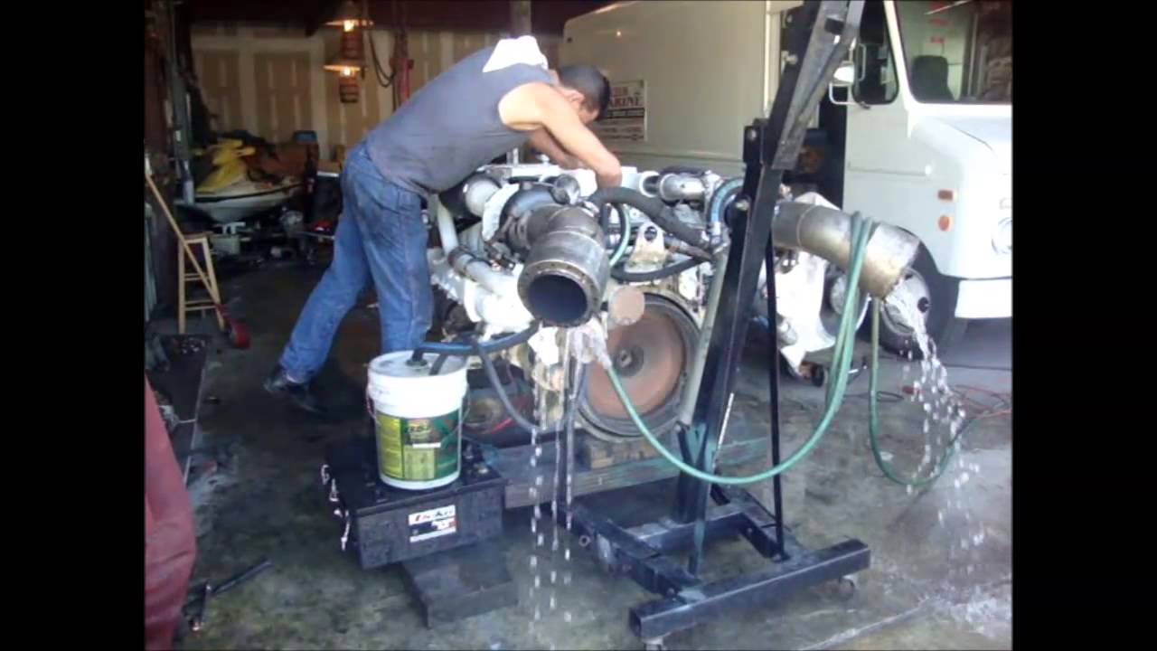 Charter Boat Man V8 Diesel Engine Rebuld YouTube