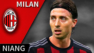 Dove gioca attualmente Riccardo Montolivo?