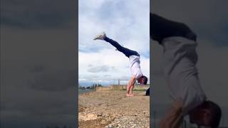 #calisthenics #galery #backflip #handstandworkout #handstandpress #nature #pk #bodycontrol