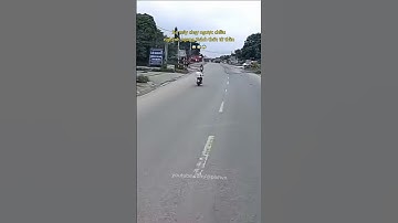 Xe máy chạy ngược chiều thách thức tử thần và cái kết 😨 #giaothong #antoangiaothong #luatgiaothong