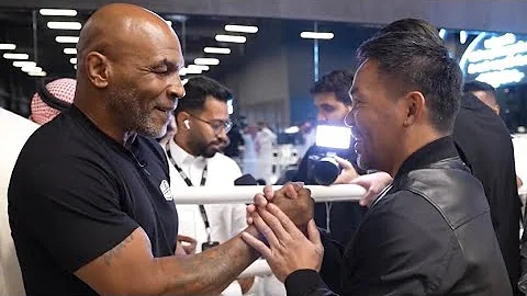 MANNY PACQUIAO visits Mike Tyson’s Boxing Club - DayDayNews