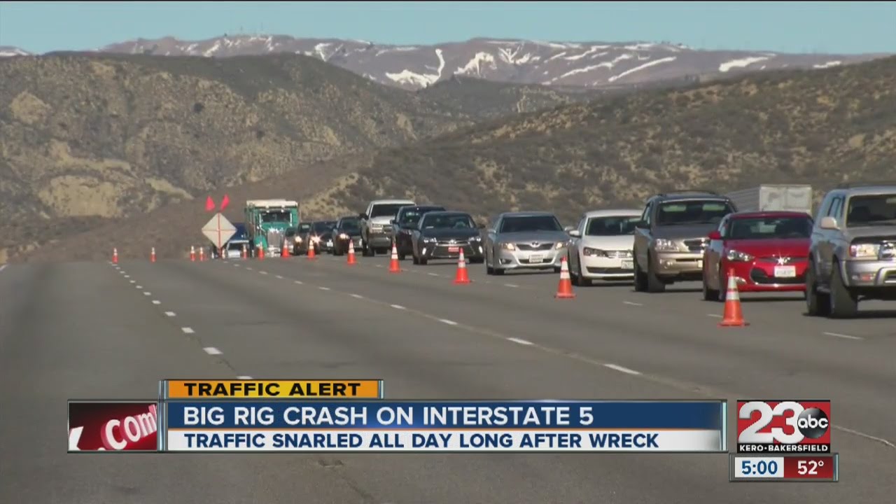 Big Rig Crash backs up traffic all day on I-5 south - YouTube