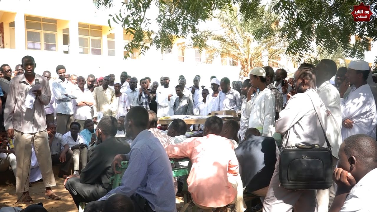 مداخلة  صوفي يورط نفسه جامعة ام درمان الإسلامية ( هذه مفاهيمنا ) ورد قوي من الشيخ شهاب عوض