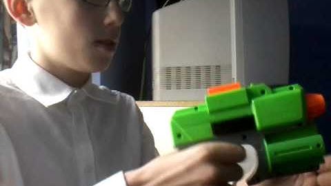 Nerf dart tag Strikefire review and shooting