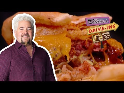 تصویری: Diners, Drive-Ins and Dives' Memphis Edition