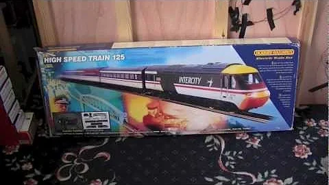 Hornby High Speed Train HST Intercity Swallow 125 Train Set with Buffet Car!