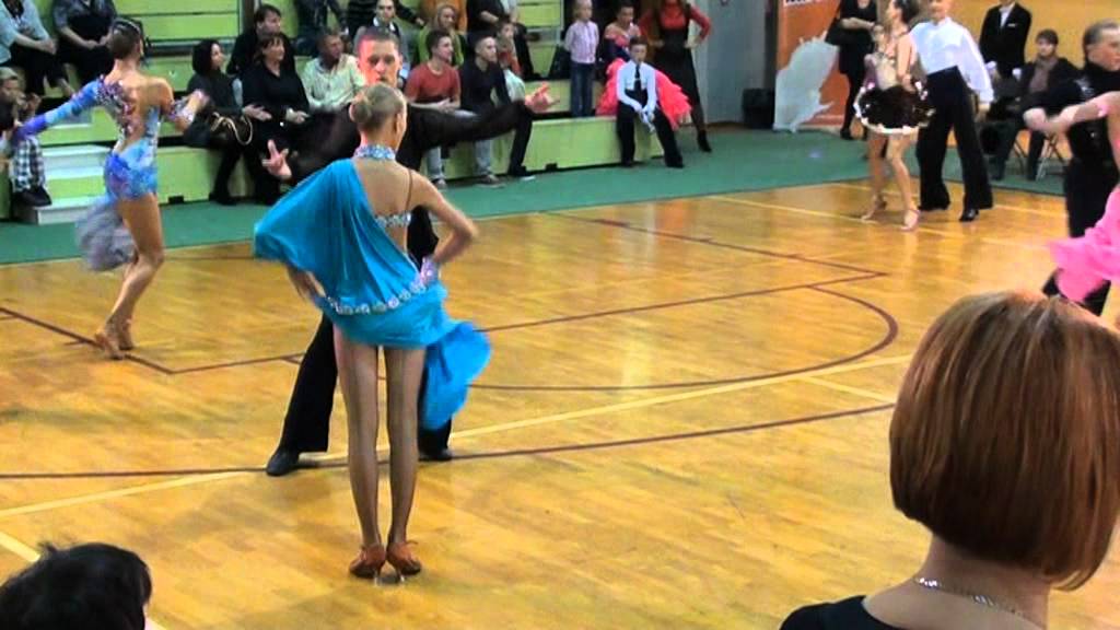 Zelta rudens Dmitrijs Lucevičs - Ivita Ozoliņa 1.2fin samba - YouTube