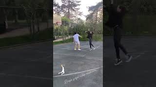 تحدي بين بوراك اوزجيفيت وزوجته فهرية افجان في كرة السلة