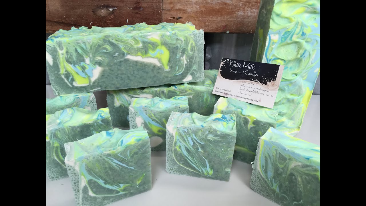 lush clothing Avocado and Cucumber Deliciousness Soap