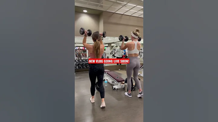 Just a couple of moms getting after it in the gym ...