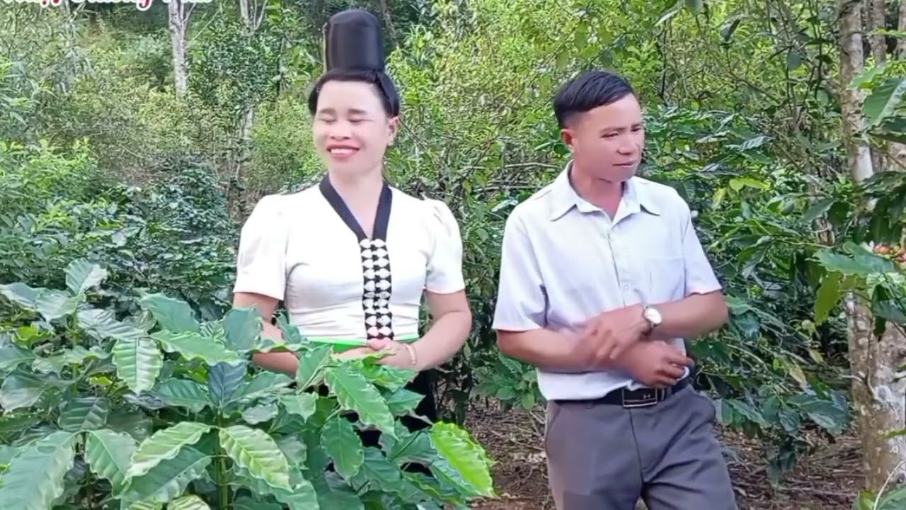 LÒ LÁ - LÒ  XƯỢT HÁT GIAO DUYÊN RẤT HAY, MỌI NGƯỜI XEM NHỚ ĐĂNG KÝ LIKE ỦNG HỘ NHÉ