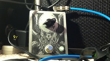 Dunwich Amplification Cthulhu Fuzz Pedal: Guitar Demo