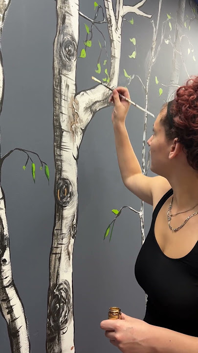 Visual arts students become muralists 🎨