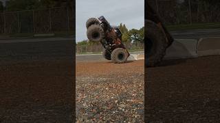 Living on the edge monstertruck offroad stunt 4x4 gopro monsterjam losi rc shorts