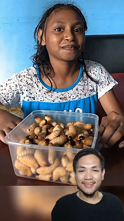 ulat sagu putih anak makan #fypp #shortvideo #mukbang