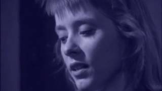 Suzanne Vega  - Tom's Diner Legendado