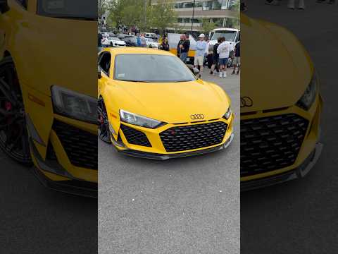 YELLOW AUDI R8