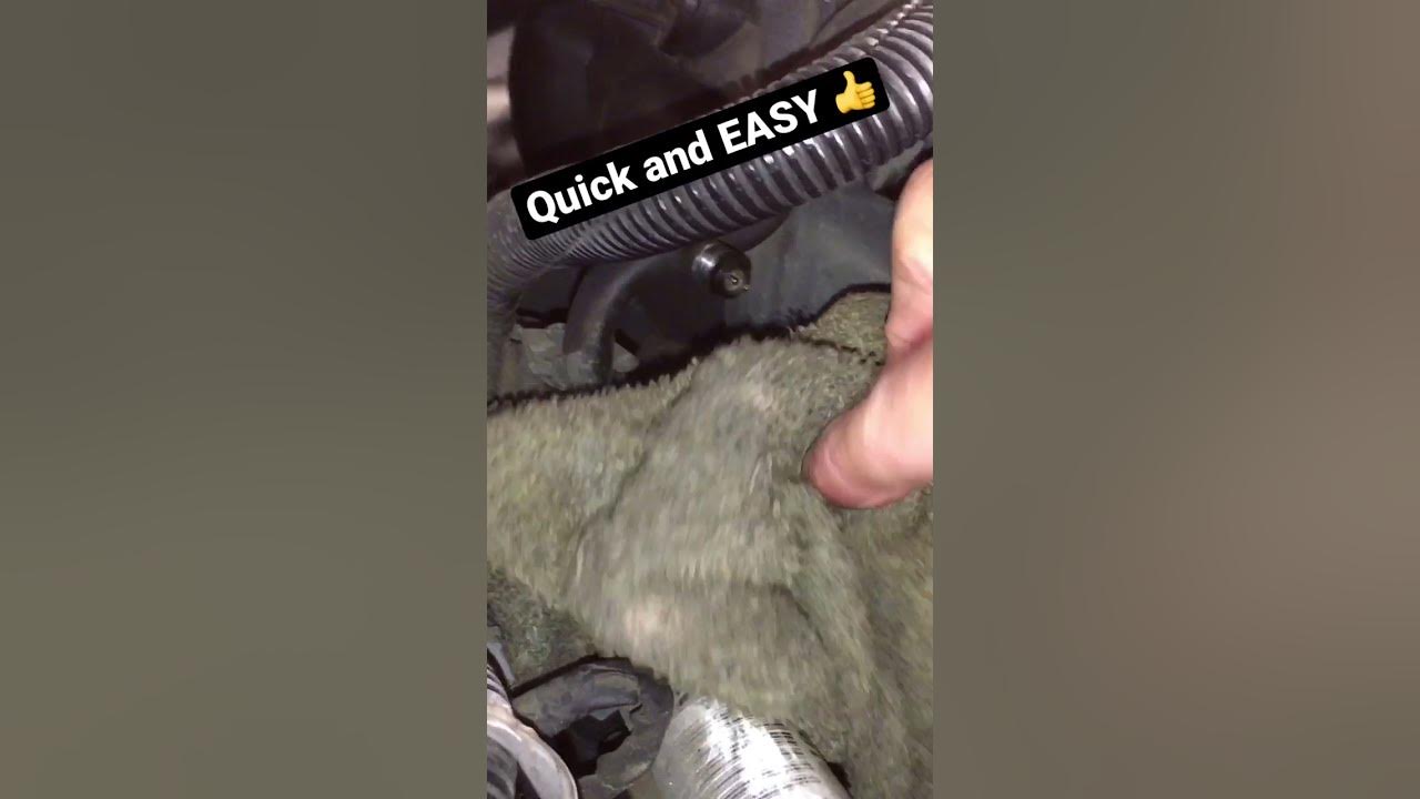 How to release fuel pressure from the fuel rail...quick and EASY 👍