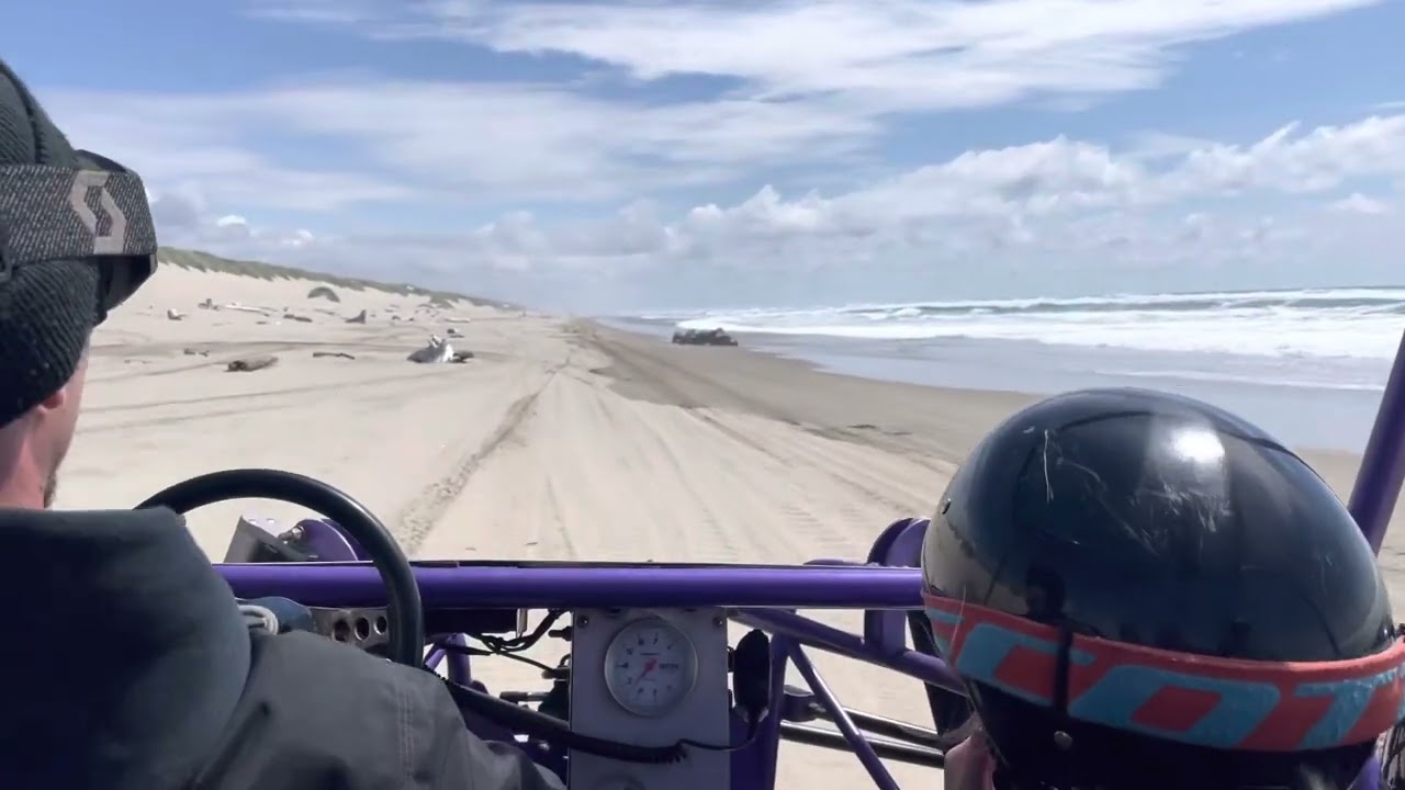 Dune buggy ride in Oregon