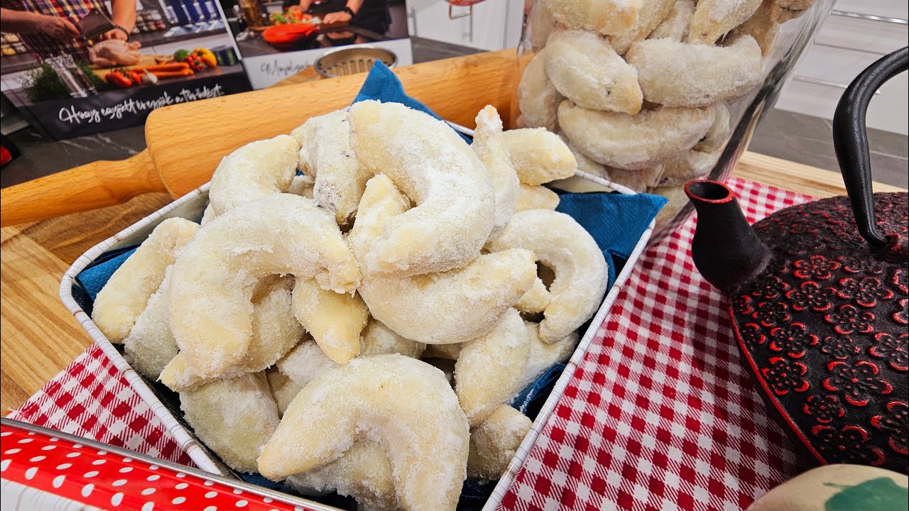 Hókifli 🎄⛄ szilvalekváros havasi kiflik ( élménysütés ) @Szoky konyhája