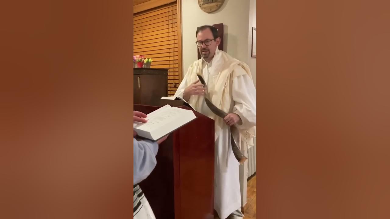Rabbi Shlomo Segal sounds Shofar at the end of Yom Kippur 5784 YouTube