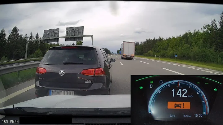 Autobahn emergency braking at 200 km/h - DayDayNews