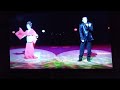 「おんな虹色花吹雪」