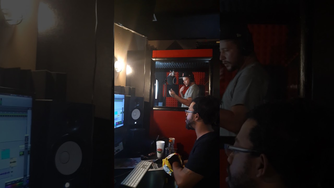 Toe Dropping! Media ~ Ratchet Pok' - Montop Studios  - "Amber Alert"