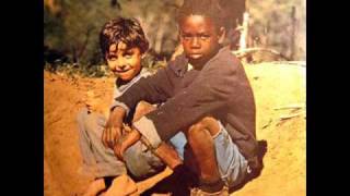 Miniatura del video "Milton Nascimento & Lô Borges - Os Povos"