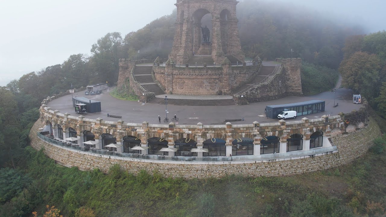 Kaiser Wilhelm Denkmal. Porta Westfalica. Infos. Geheime Tür. Drohnenflug in 4K. GoPro 10. Footage