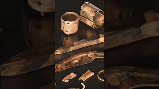 Personal equipment of a Bronze Age warrior who died on the battlefield 3,300 years ago #ancient