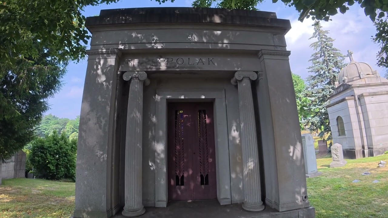 4K NYC - Brooklyn - Greenwood Cemetery