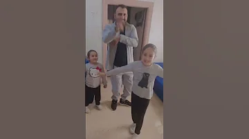 وبرمشك لكحل ناوي اتغزل بس ع طريقتنا هههههههههههههه ضحك ضحكة Shorts Shortvideo مقاطع مضحكة مضحك 