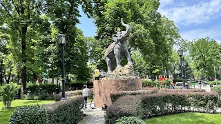 Krasnodar Friendship Square, or "Square with an Elephant". Park on Zaton, Bridge for Kissing, Kub... screenshot 4
