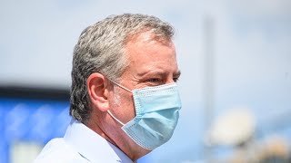 NYC Mayor de Blasio threatens to sue the US government over federal funding