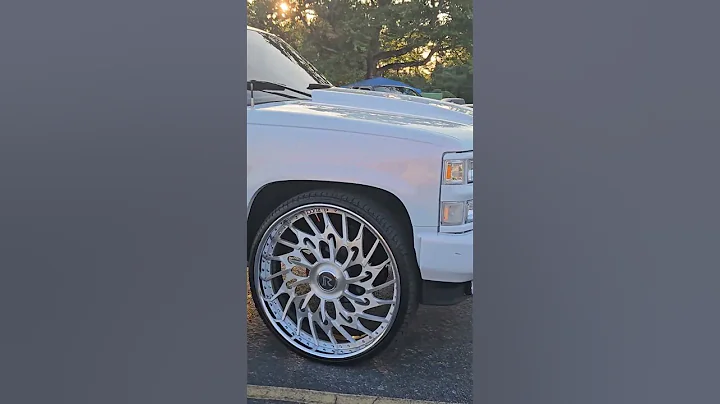 Chevrolet Shortbed Pickup Truck on 28's Rucci Wheels with a nice Paint Job