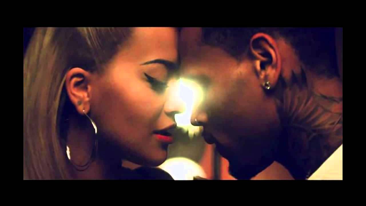 Body on Me Rita Ora ft. Chris Brown (Instrumental + Piano) YouTube