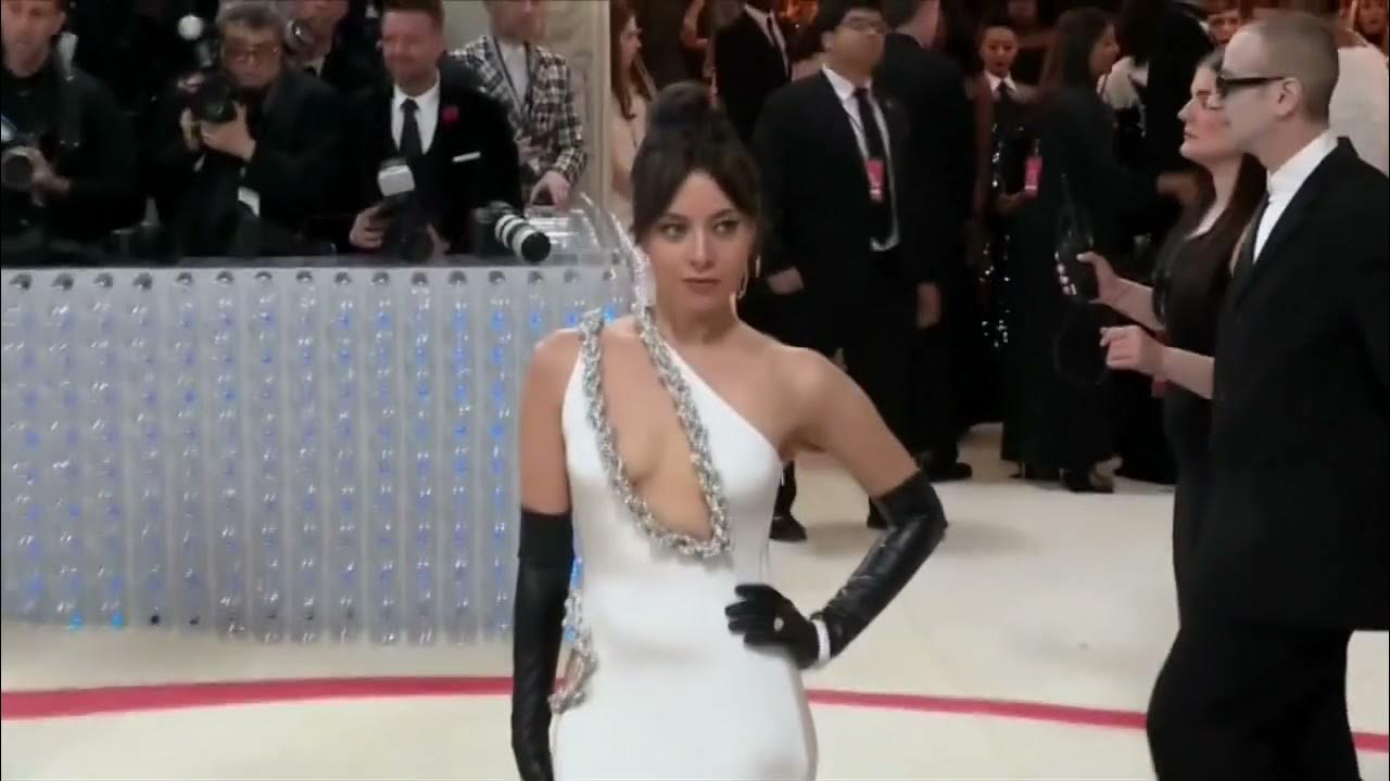 Chloe Fineman ripped for Aubrey Plaza interview at 2023 Met Gala
