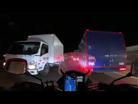 Atravesando el Alto del Trigo | Villeta - Guaduas | Vstrom 650 XT