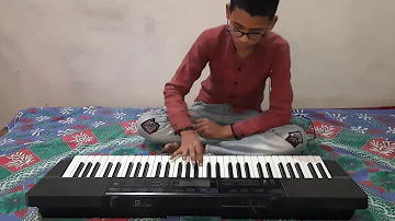 Subah savere lekar tera naam prabhu song on keyboard 🎹 by(KARAN VERMA)