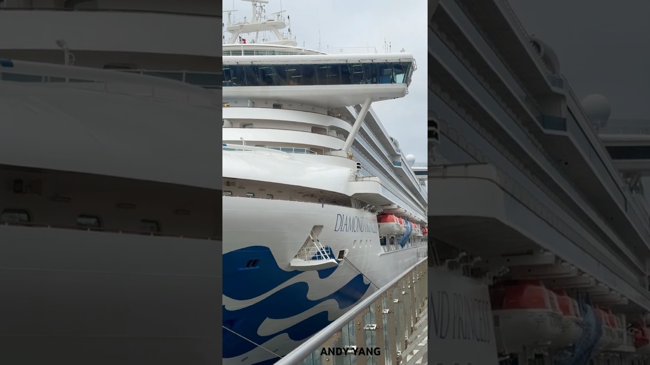 基隆港雙輪會（Two Curise Meeting ）#yt #shorts #cruise #travel #taiwan #keelung #vacation  #台灣 #基隆 #郵輪 #旅行