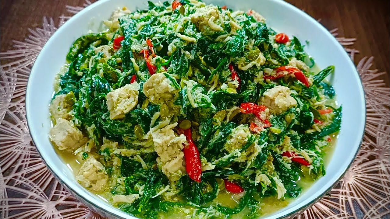 DAUN SINGKONG DI MASAK GINI, SE’KELUARGA PADA SEMANGAT NAMBAH NASI..!!