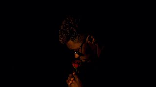 Video thumbnail of "Sanii Makhalima - Hazvichaiti (Official Video)"