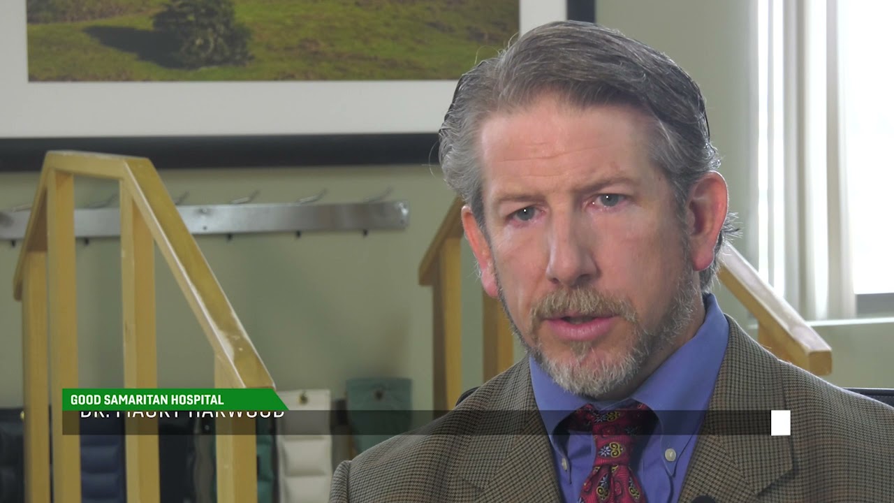 What are the signs of hip pain?